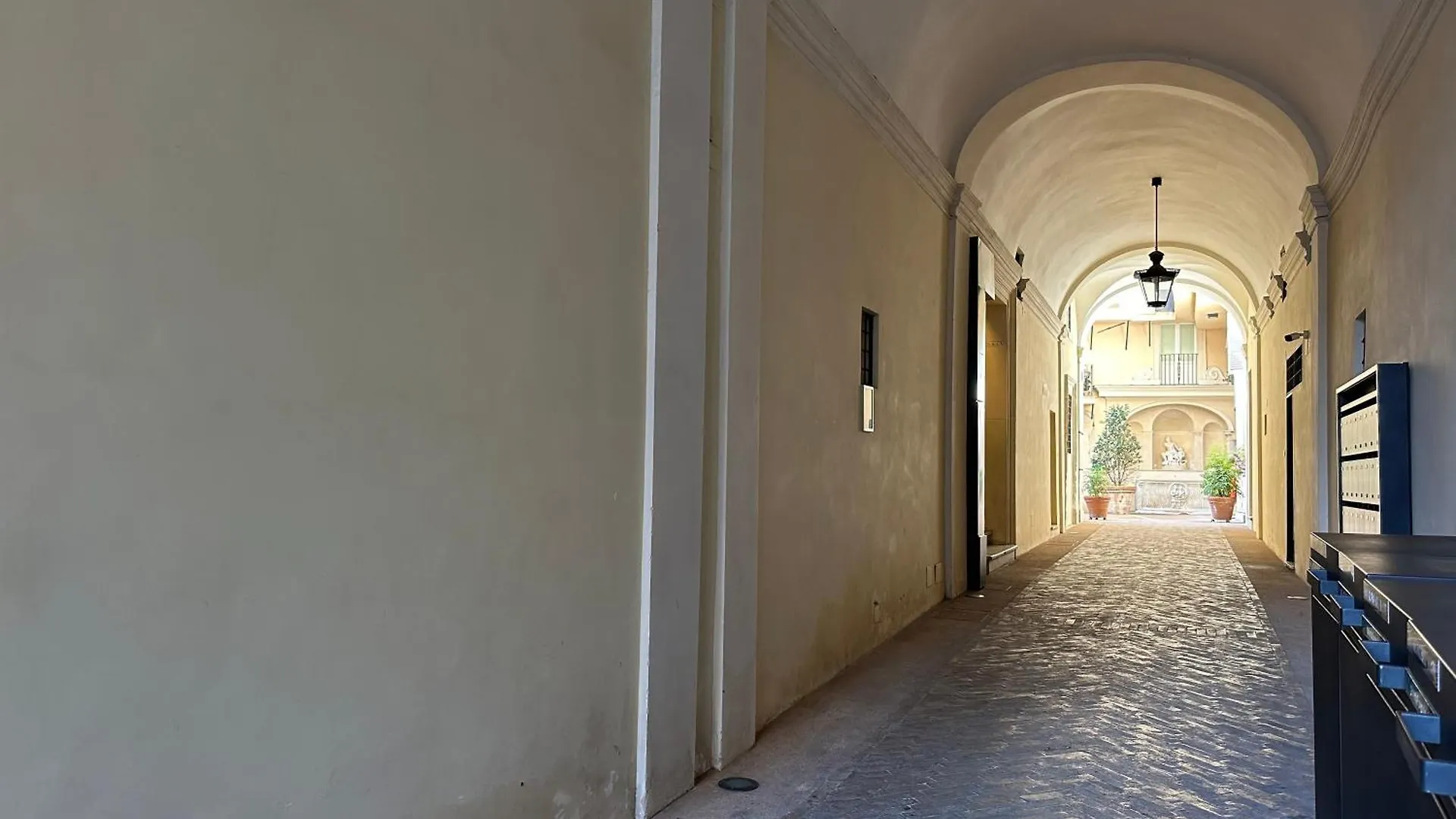 Portoghesi Apartment Rome